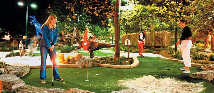 Dinosaur Park Mini Golf