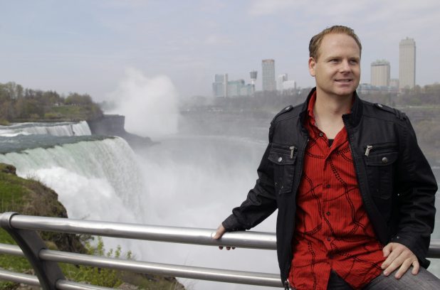 Nik Wallenda. Photo by: Peter Conradi