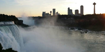 Niagara Falls in the Fall