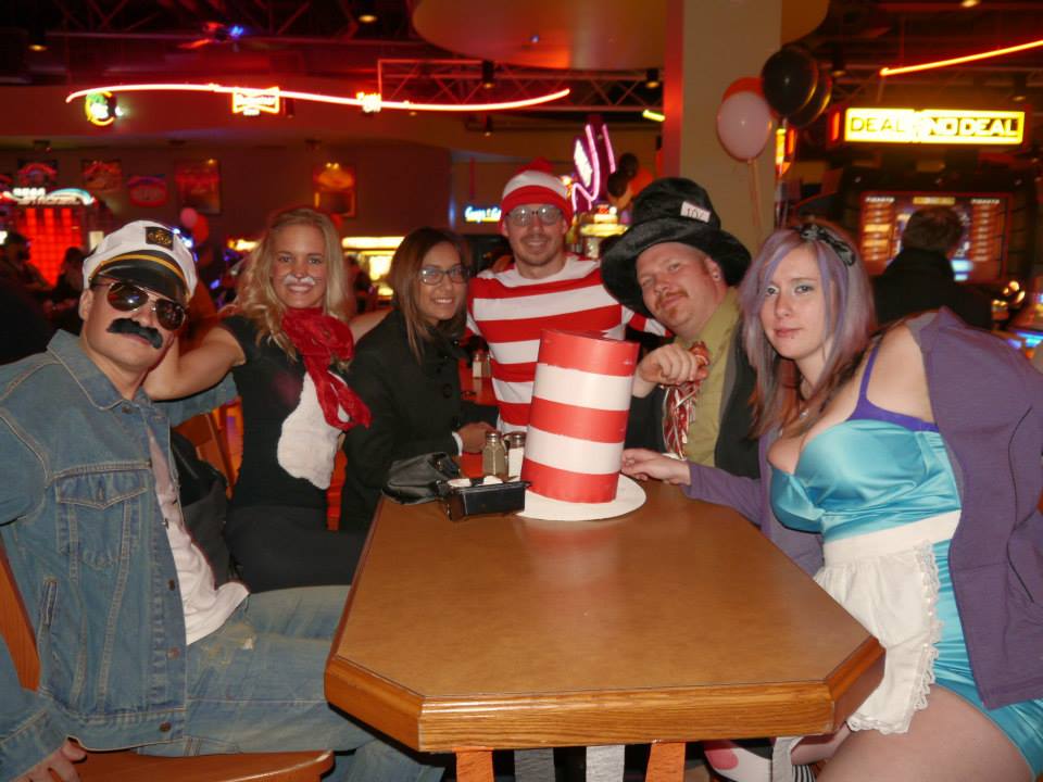 Boston Pizza Clifton Hill for Halloween