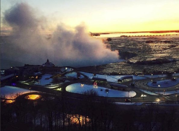 Sunrise and sunset on the Niagara Falls