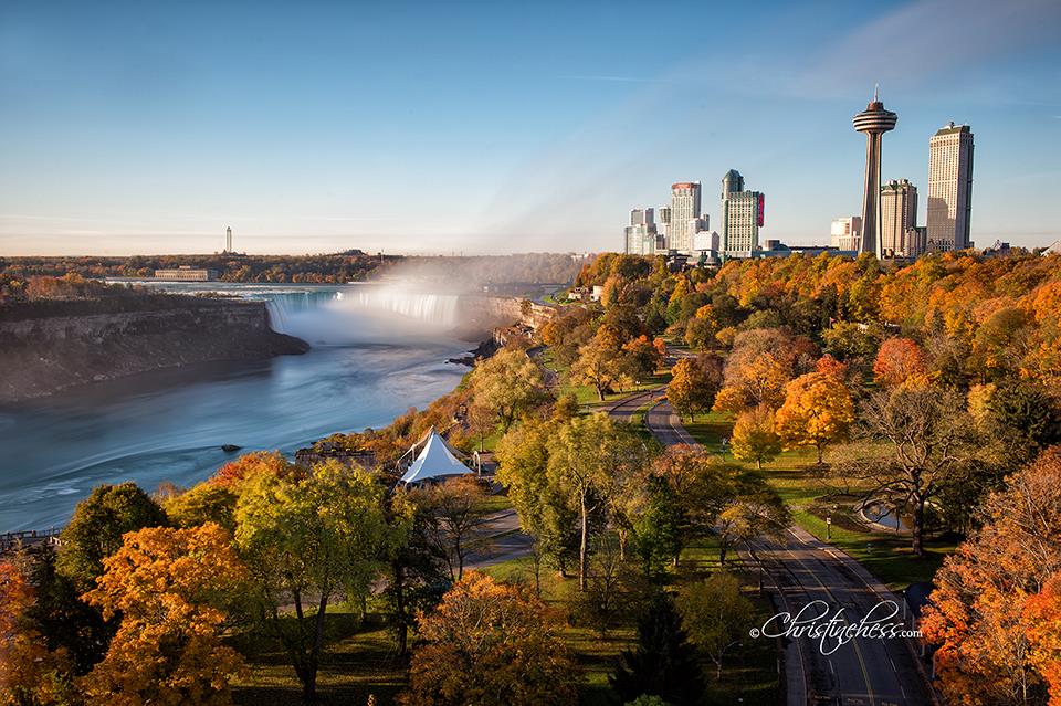 Fall colours in Niagara