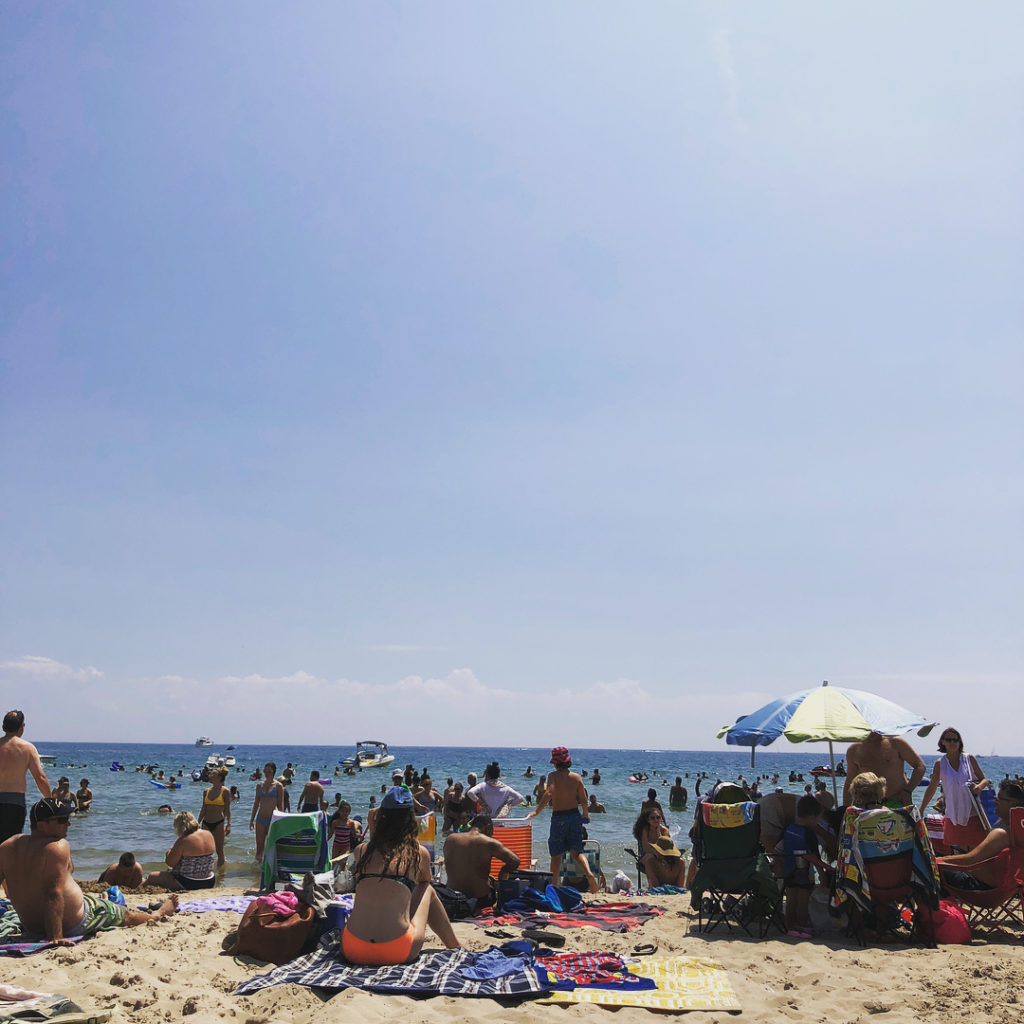 Por Niagara Beaches To Visit This Summer Clifton Hill Blog Por Niagara Beaches