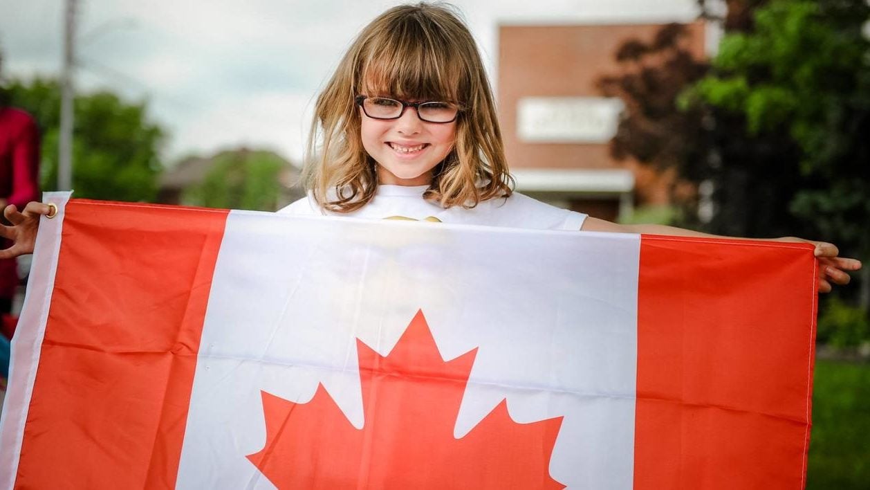 Canada Day Niagara Falls Girl