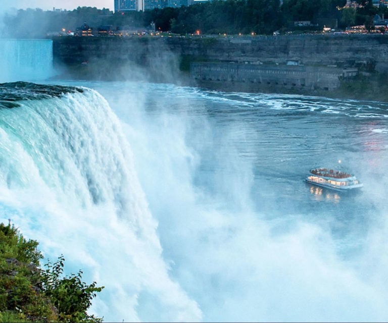 Hornblower NIagara City Cruises from Rainbow Bridge