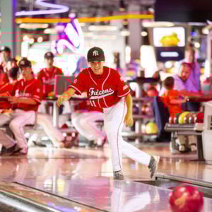 Boston Pizza Team Bowling