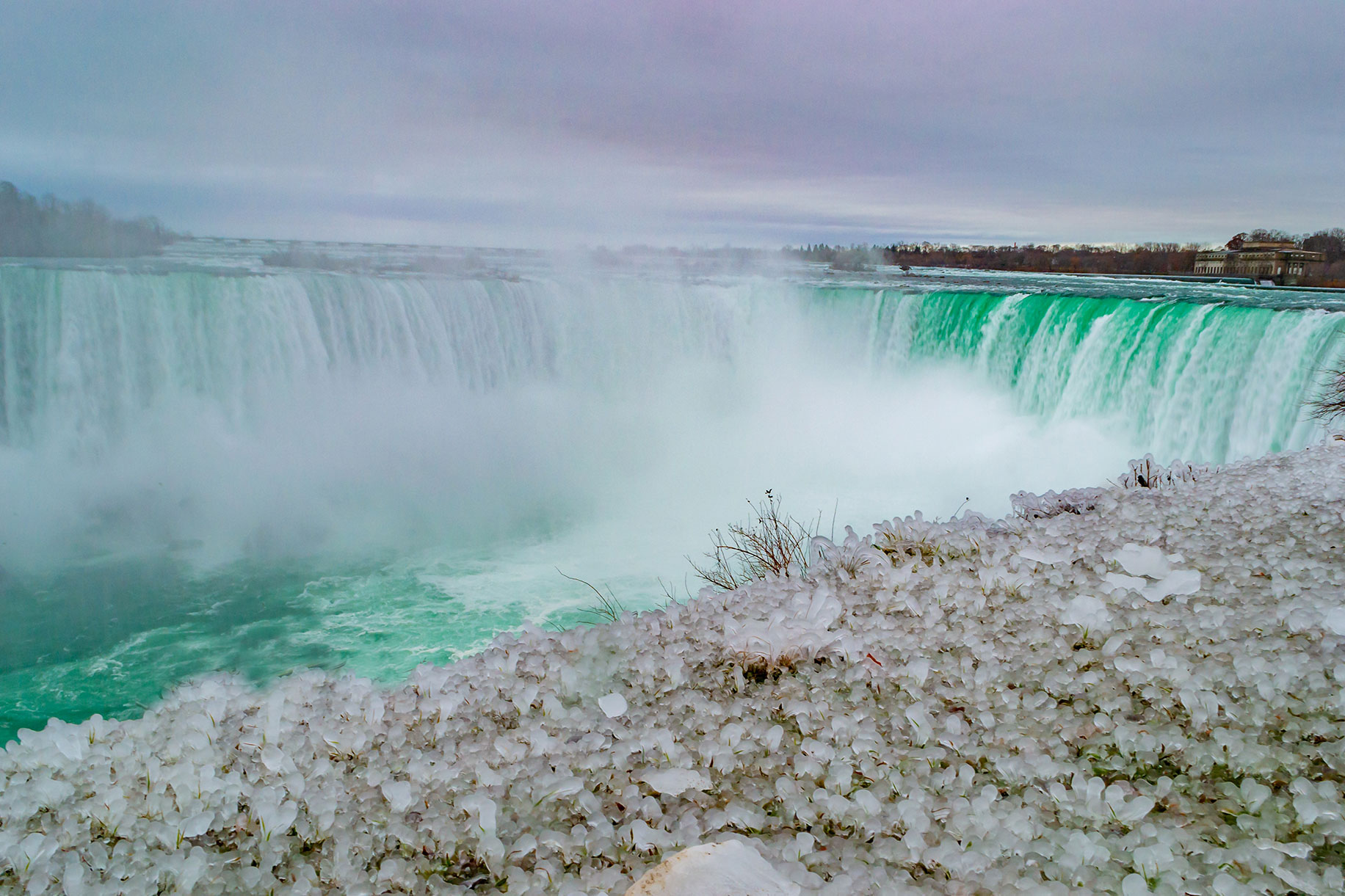 Niagara Falls Frozen