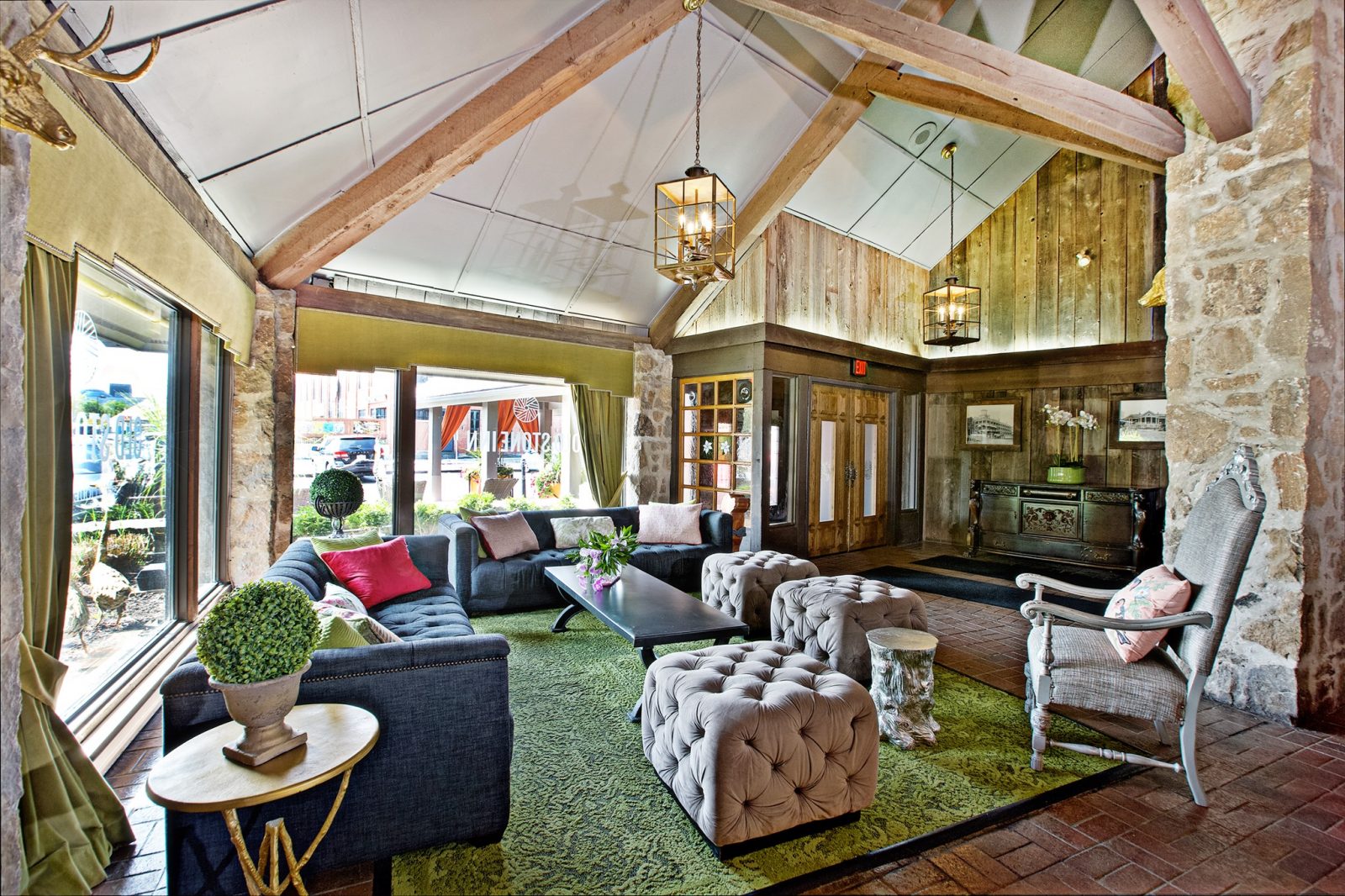 Sleep Cheap Has Arrived in Niagara Falls, Canada!