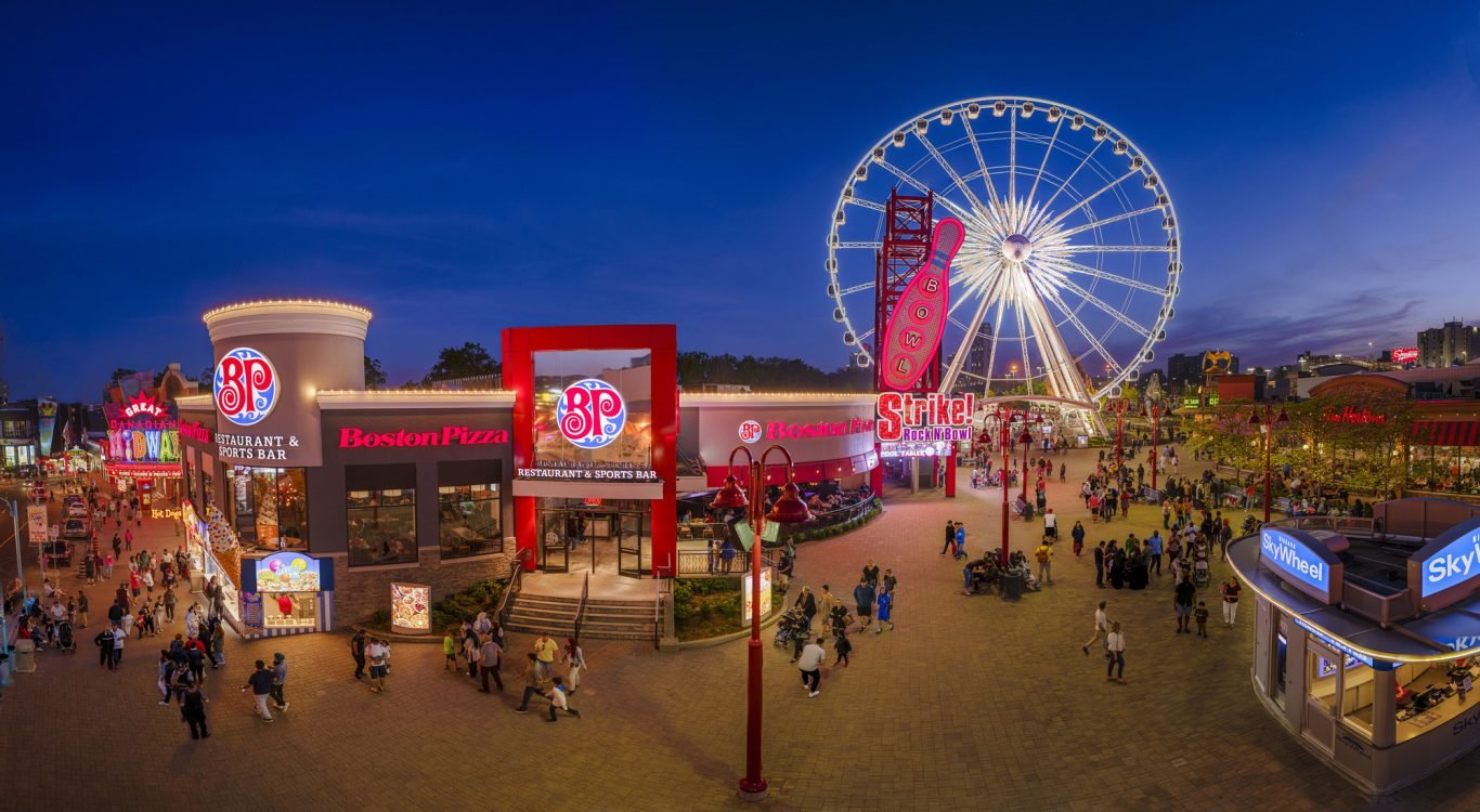 Boston Pizza Elevated Exterior