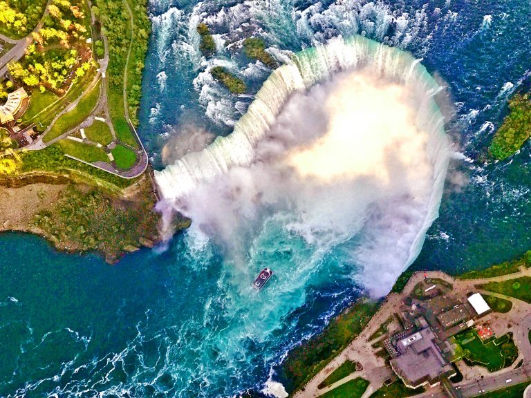 Horseshoe Falls