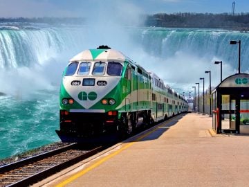 Go Train Niagara Falls