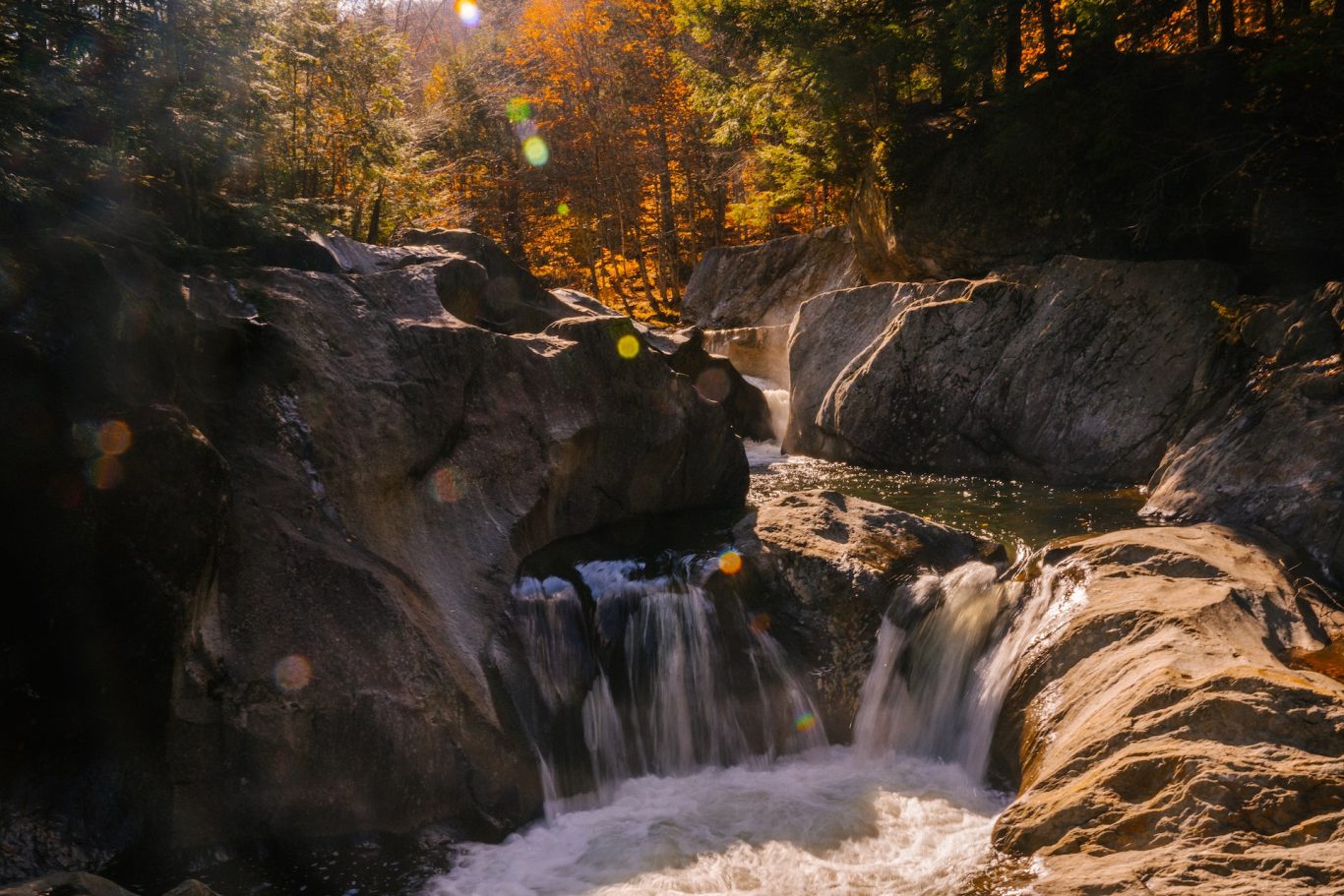Niagara Waterfalls Autumn