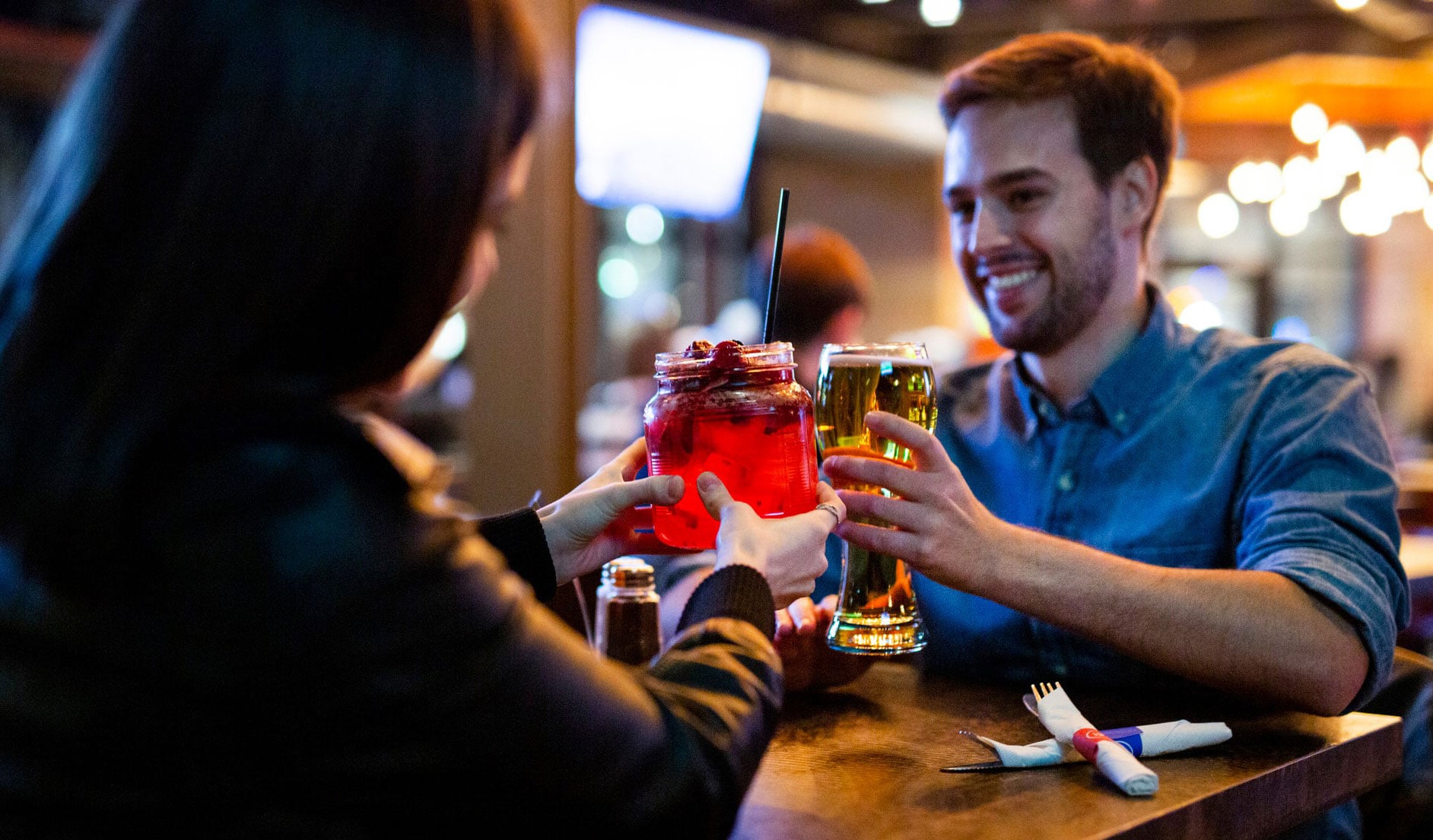 Kelseys Couples happy drinks