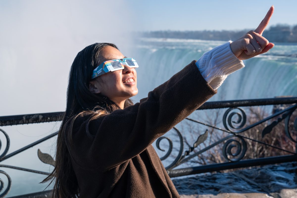 Eclipse Niagara Falls Parks