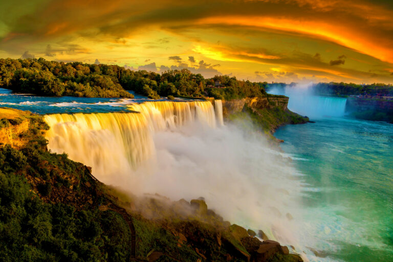 Niagara Falls Sunset