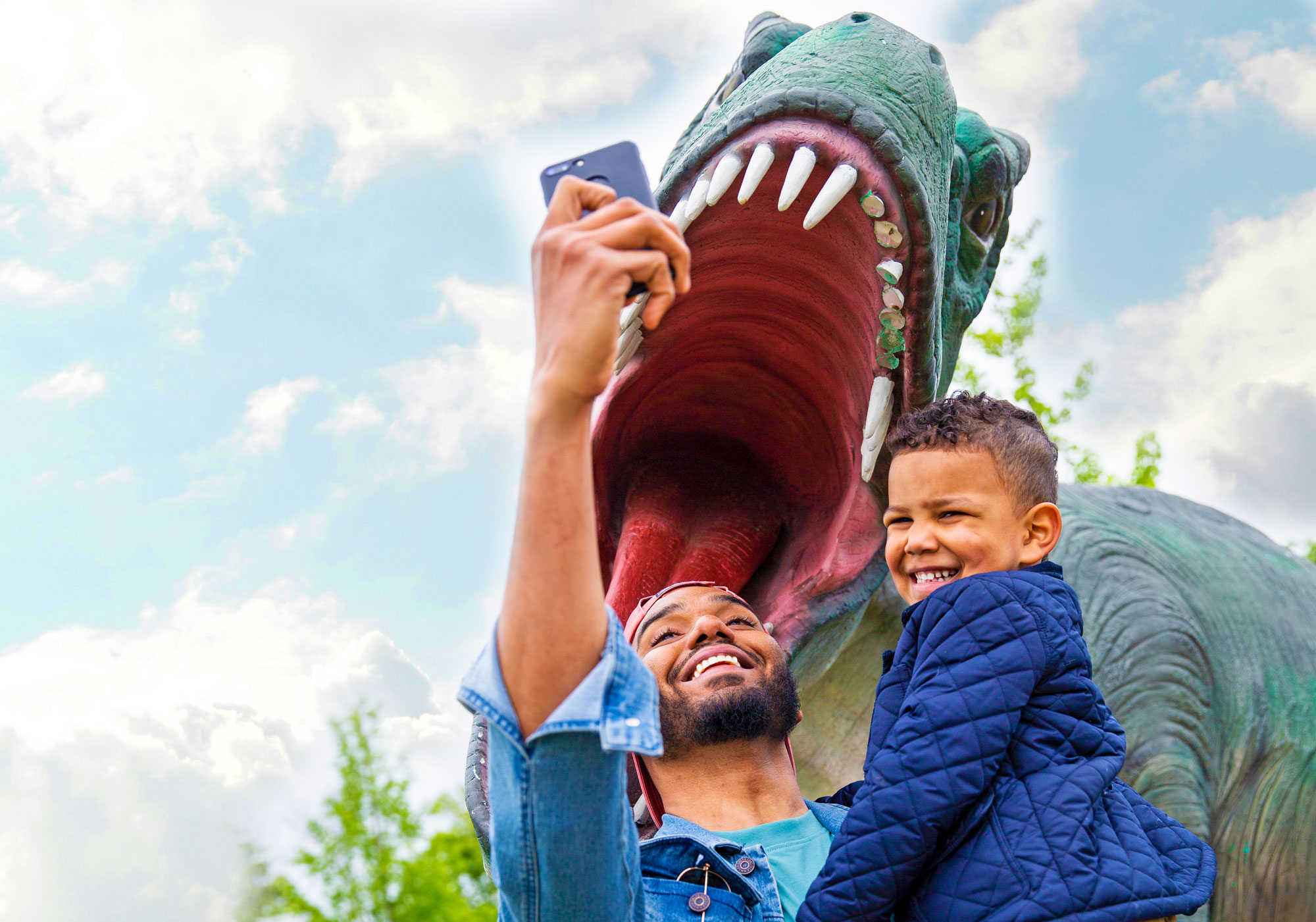 dino kid selfie