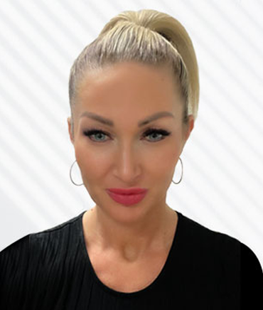 Christine Lynn