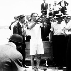 Houdini Crate Escape