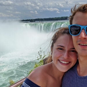 Couple Selfie Niagara Falls