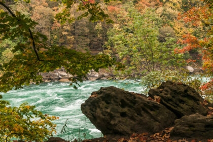 Niagara river gorge Autumn