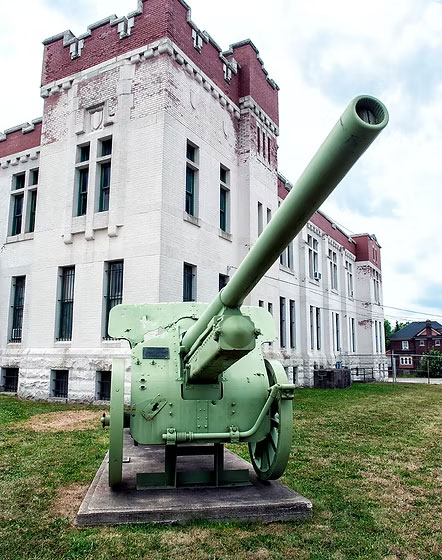 Historical Armoury and Ontario Heritage Site, a remarkable
Military Museum and tribute to Canada’s proud Military past.