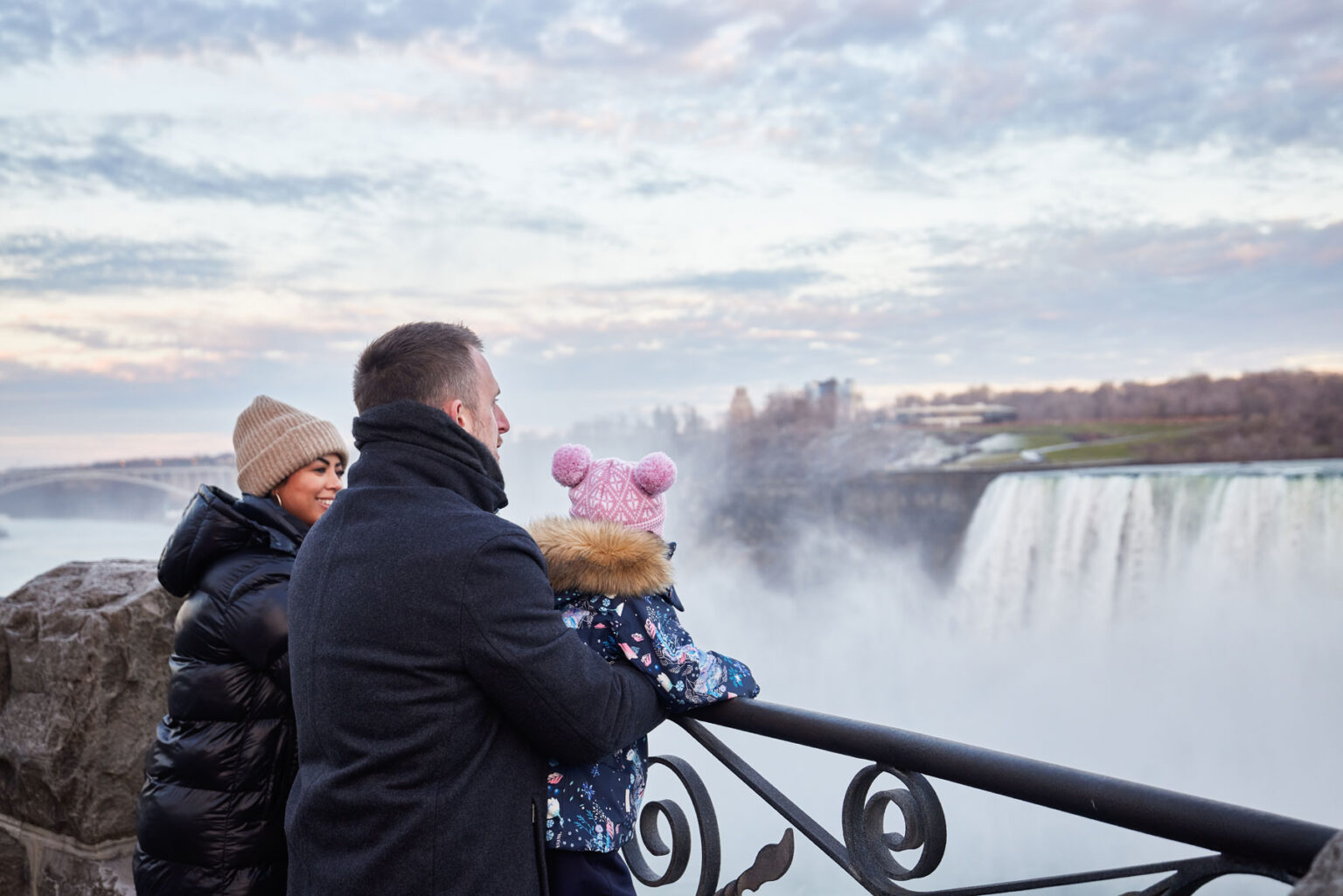 Niagara Falls Family Travel Winter