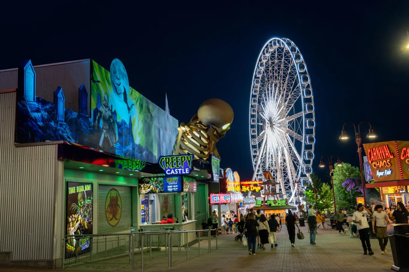 Clifton Hill at Night