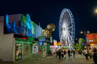 Clifton Hill at Night
