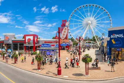 Clifton Hill Summer September