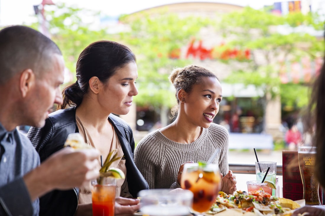 Boston Pizza Patio Dining at Lunch