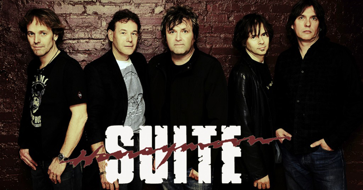 Honeymoon Suite