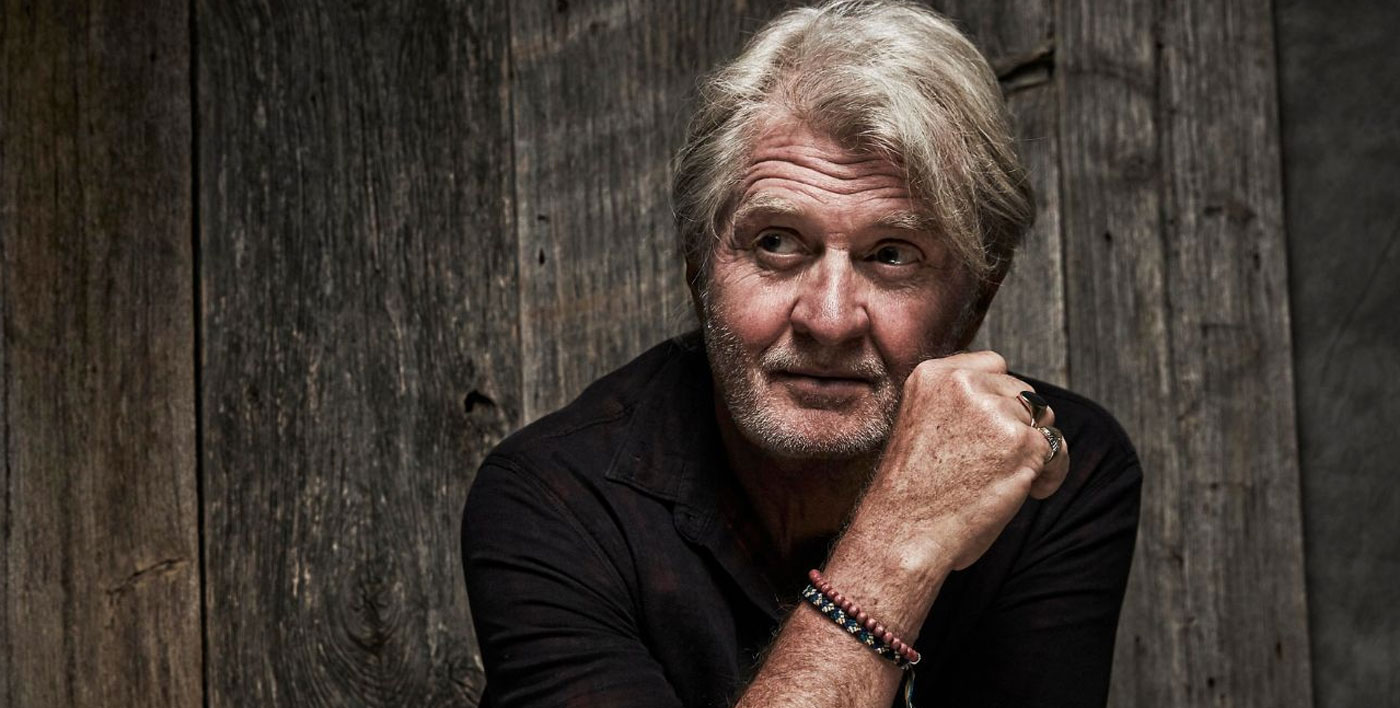 Tom Cochrane