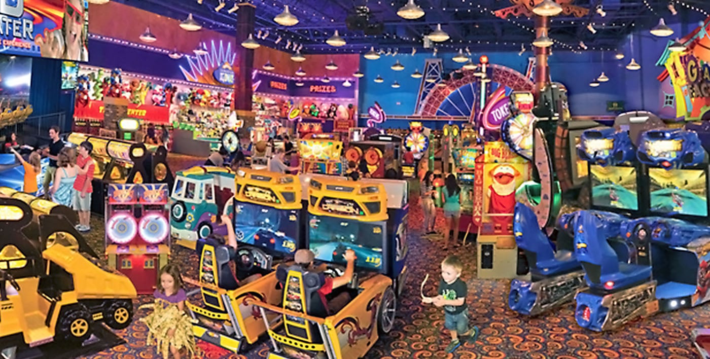 Great Canadian Midway interior panorama