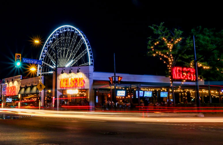 Kelsey's Exterior at night