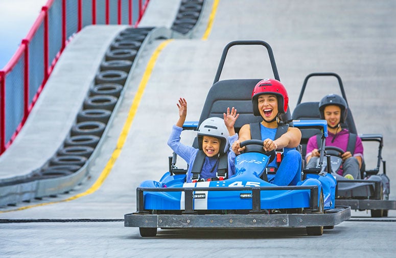 Niagara Speedway Racing To Bottom of Ramp