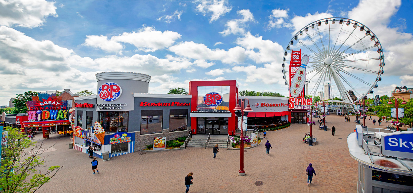 Boston Pizza Clifton Hill Exterior Early Afternoon Courtyard