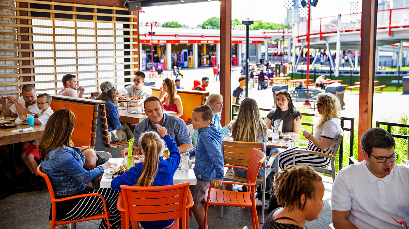 Busy Kelsey's Patio at Lunch