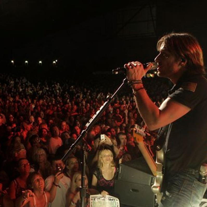 Keith Urban in concert