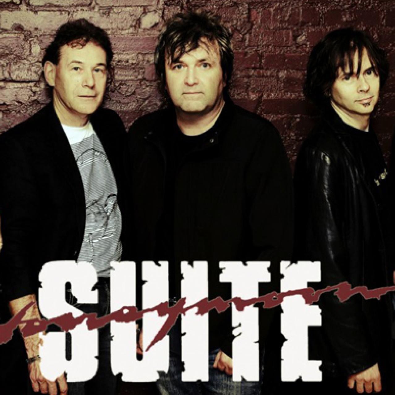 Honeymoon Suite