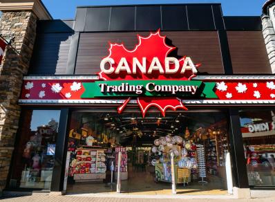 Canada Trading Company Exterior on Clifton Hill in Niagara Falls
