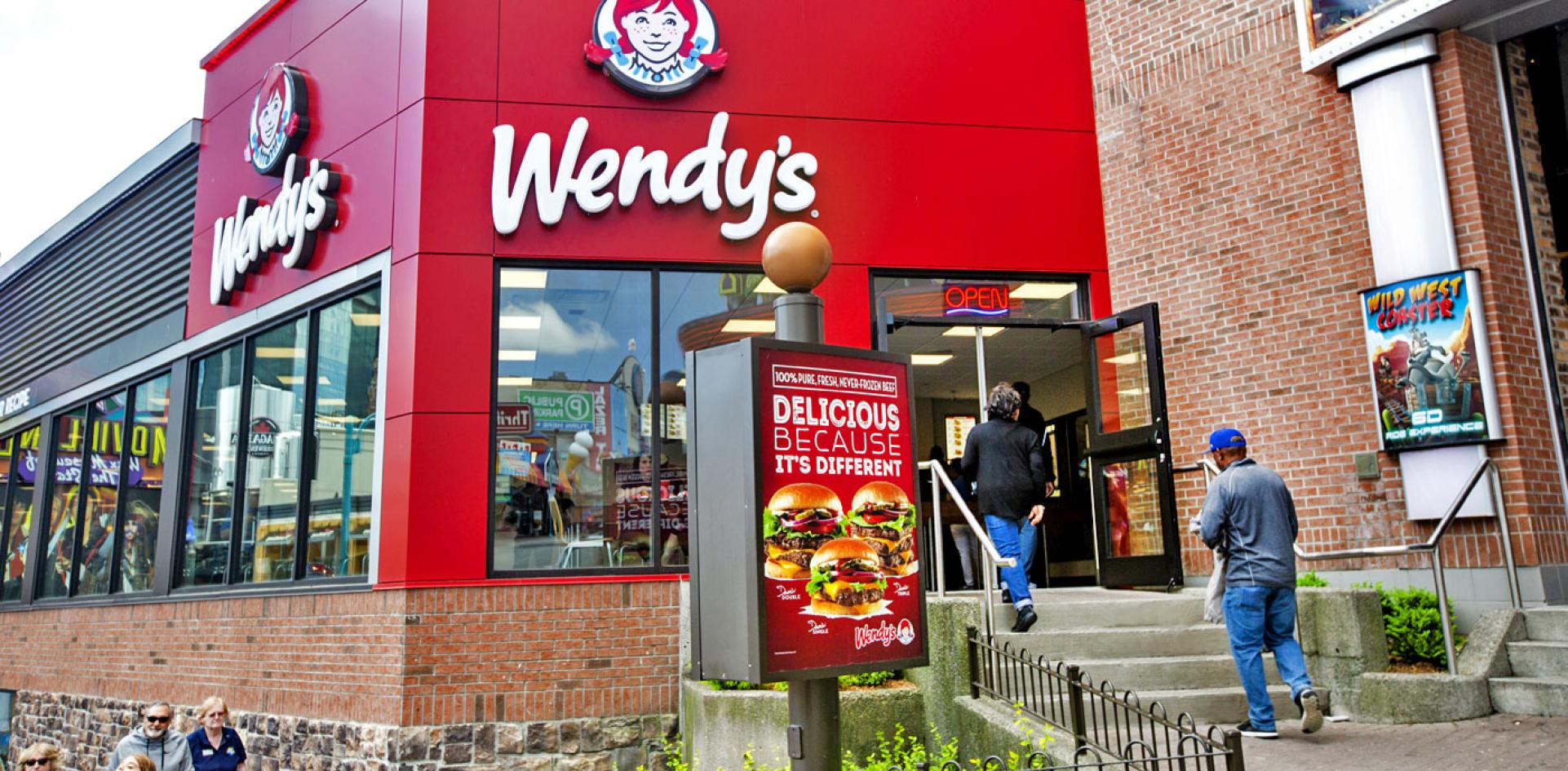 wendy s restaurant clifton hill niagara falls canada