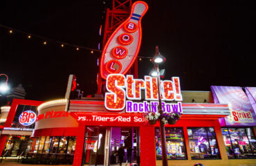 Strike Rock N' Bowl